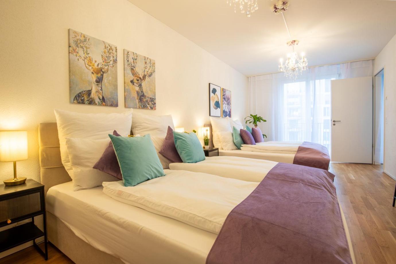 Special Einstein Iiv Apartment, Messe Kleinbasel 10-Star Luaran gambar